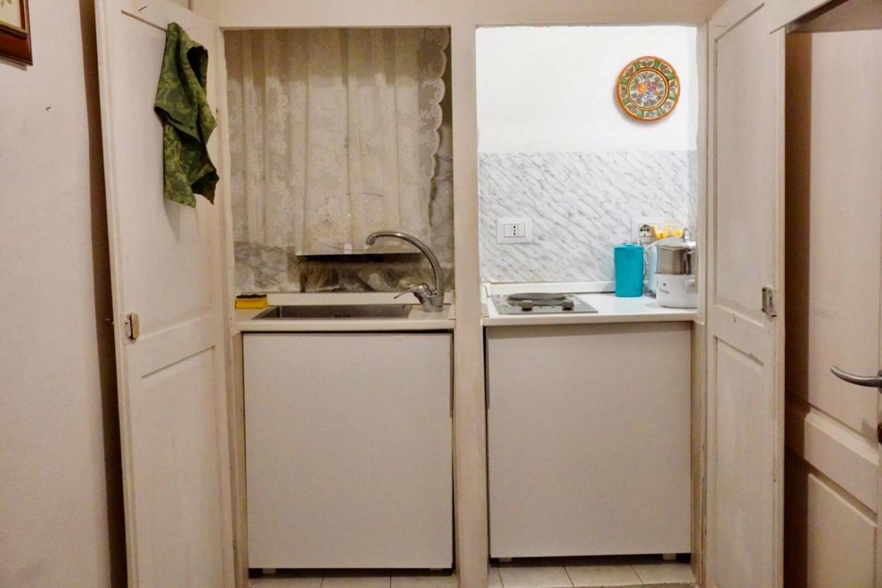Suite Apartament モンテヴァルキ エクステリア 写真